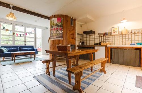 Huos Hostel | Gite Tilia