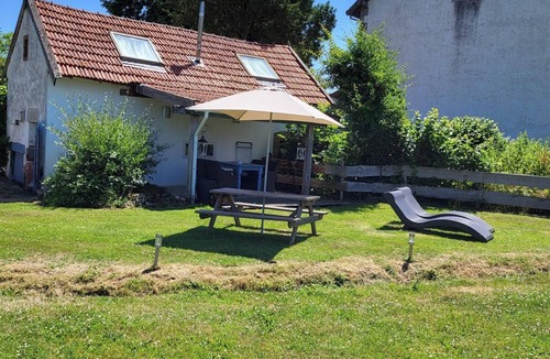 Trezelles Cottage | Gite Tiny on Camping Domaine La Terrasse.