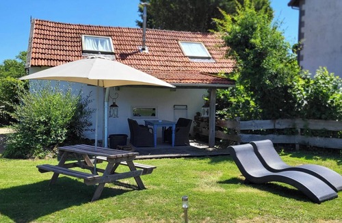 Trezelles Cottage | Gite Tiny on Camping Domaine La Terrasse.