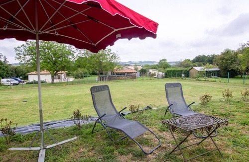 Tocane-Saint-Apre Cottage | Gite Tocane-Saint-Apre, 2 bedrooms, 4 persons