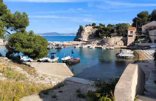 Niolon Apartment | GITE TOUT CONFORT Parc UNESCO des CALANQUES LA VESSE