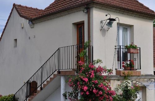 Charly-Sur-Marne Apartment | Gite Ty-Coz