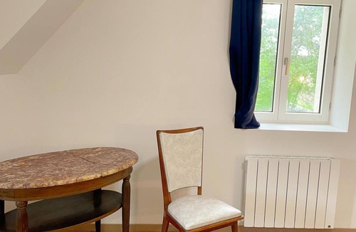 Couture-sur-Loir Cottage | Gite VALLEE-DE-RONSARD, 4 bedrooms, 8 persons