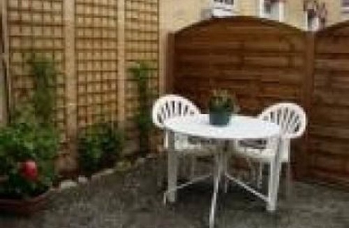 Vallon-sur-Gee Cottage | Gite Vallon-sur-Gée, 1 bedroom, 2 persons