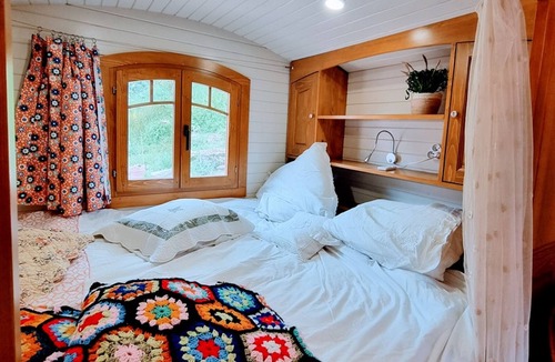 Vaureal Cottage | Gite Vauréal, 1 bedroom, 2 persons