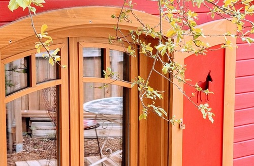 Vaureal Cottage | Gite Vauréal, 1 bedroom, 2 persons