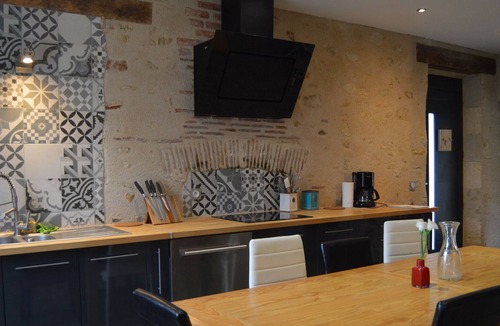 Vendœuvres House | Gite Vendœuvres, 4 bedrooms, 10 persons