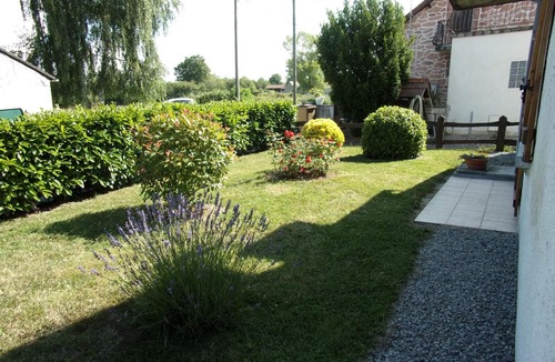 Verneix Cottage | Gite Verneix, 3 bedrooms, 6 persons