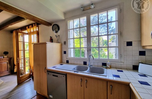 Viarmes Cottage | Gite Viarmes, 5 bedrooms, 13 persons
