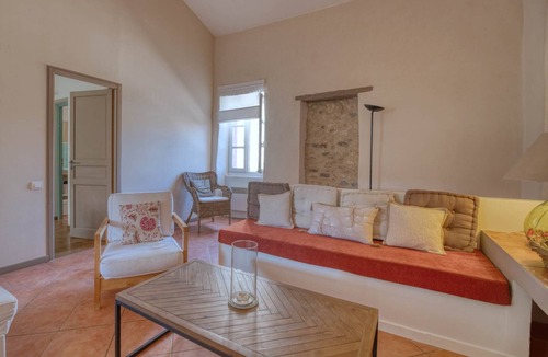 Salleles-Cabardes Cottage | Gite Vignes- Gite 6 - 8 people