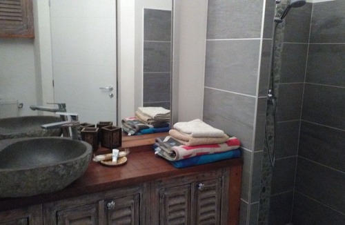 Saint-Julien-de-Peyrolas House | Gite with private courtyard not overlooked