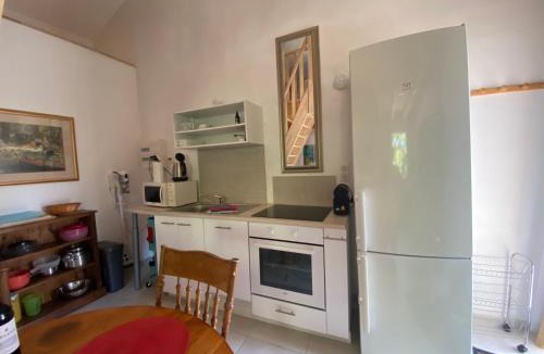 Valojoulx House | Gite Wildflower Lane