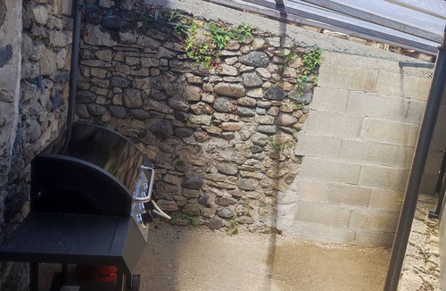 Saint-Come-d'Olt House | Gîte with exterior