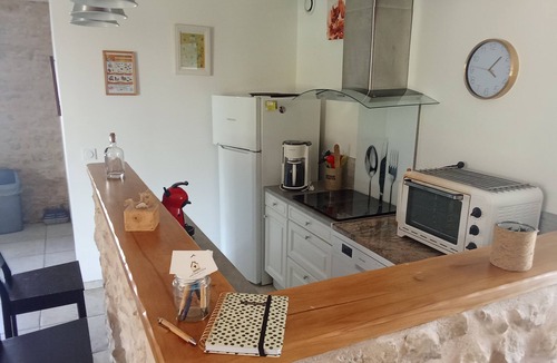 Sainte-Hermine House | Gîte with swimming pool, peaceful setting in the Vendée