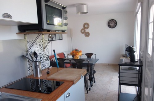 Reaup-Lisse Cottage | Gîte with heated swimming pool