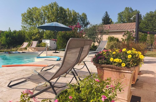 Reaup-Lisse Cottage | Gîte with heated swimming pool