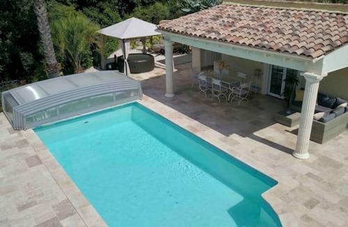 Campagnan House | Gîte with pool/spa and view near Pézenas between sea and lake