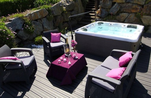 Loguivy House | Gite with SPA in Loguivy of the sea facing the island of Brehat close to Paimp .