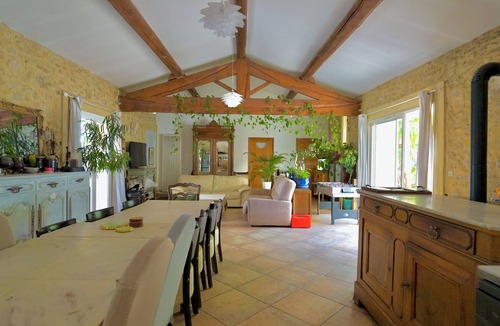 Vailhauques House | Gîte with swimming pool and jacuzzi for 15 people