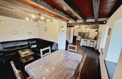 Fresse-sur-Moselle Apartment | Gitedaval Le Petit Hangy