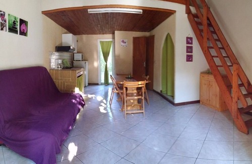 Roquefort-des-Corbieres House | Gitelacapelle with 3 swimming pool rooms, 10mm from wild beaches, tropical setting .