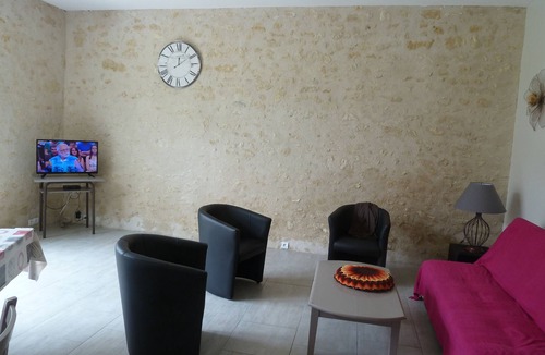 Avon-les-Roches House | Gites 6 Personnes Avon les Roches 37220 en Maison