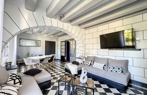 Saint-Aignan House | Gites Avec Chambres à Thèmes