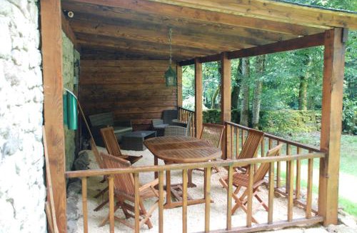 Saint-Julien-aux-Bois House | Gites Chateau le Bois