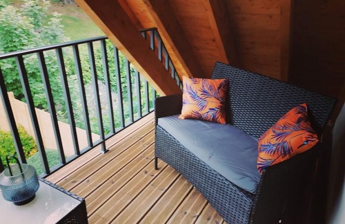Arreau House | Gîtes chez Sylvie for 2/5p with charming balcony