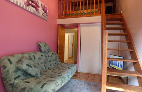 Lambesc Apartment | Gites Croignes-Ponant