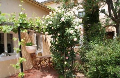 Goudargues Apartment | Gites de Charme au Mas des Roses