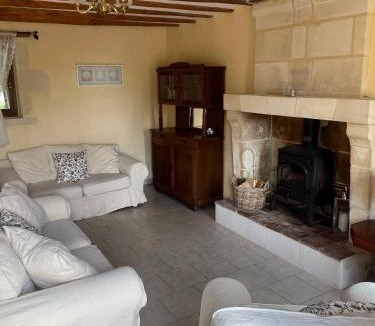 Le-Petit-Pressigny House | Gites de La Richardiere - LHirondelle