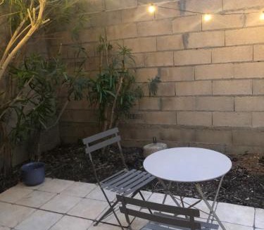 Roujan Villa | Gites de Lyse avec Jacuzzi