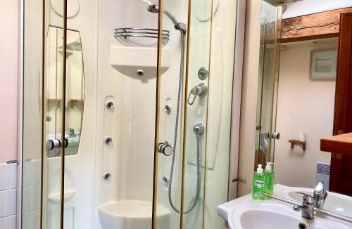 Chatenet House | Gites de Source