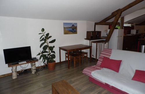 Riverenert Ski Chalet | Gites des Pics: the Black Pic - panoramic view