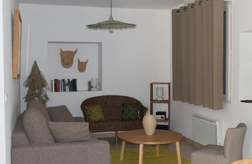 Conqueyrac Apartment | Gites Domaine de Ceyrac