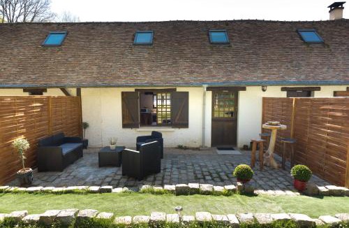 Saint-Vincent-des-Bois House | GITES du BOIS des PERRUCHES