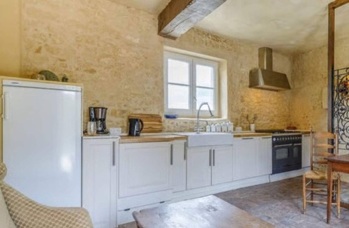 Palluau-sur-Indre House | Gites for 2 people at a chateau with a garden