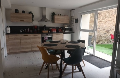 Ploumagoar House | Gites Gambetta magnificent Studio Cozy