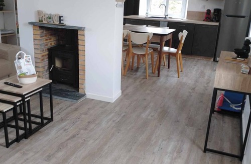 Saint-Guen House | GITES GARDE DE BARRIERE (HOUSE)