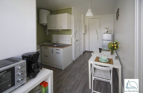 Anatole France Danton Apartment | Gites Havrais - Sainte Anne - Old Center - Apartment with garden