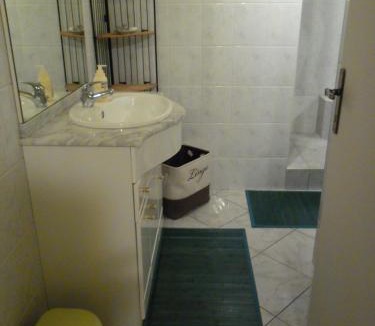 Saint Palais House | Gites La Sauvageonne