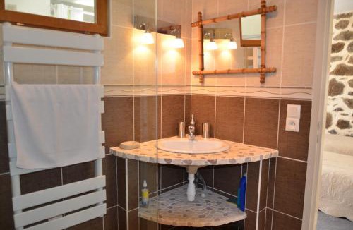 Saint-Romain-de-Lerps House | Gites Le Chêne & Le Tilleul