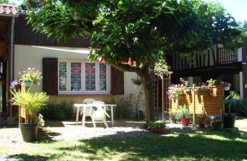 Puydarrieux House | Gites Le Grand Jardin