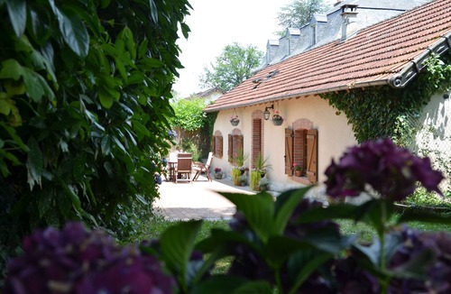 Bersac-sur-Rivalier Cottage | Gites Le Segur - Sequoia Cottage.