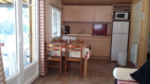 Pont-Saint-Esprit House | Gites Les Chrisalies