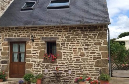 Saint-Simeon Cottage | Gites Les Coudreaux - Le Petit Bijou