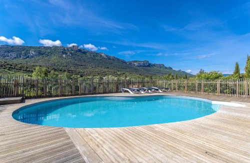 Rouffiac-des-Corbieres Ski Chalet | Gites Les Casots