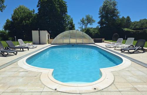 Mons House | Gites Les Grandes Ecures