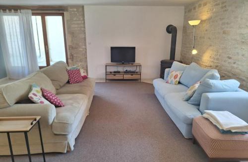 Mons House | Gites Les Grandes Ecures